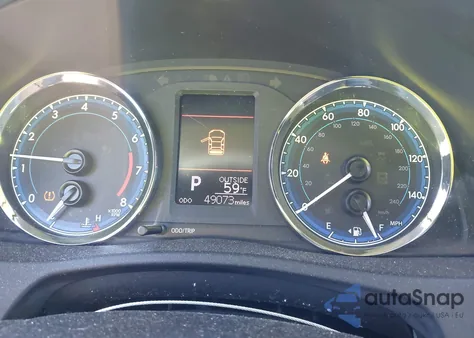 2018 Toyota Corolla Le из США, поврежденный, VIN 2T1BURHE3JC089328